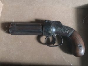 Pepperbox pistol Martell took with him